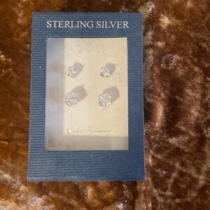 Cubic zirconia studs